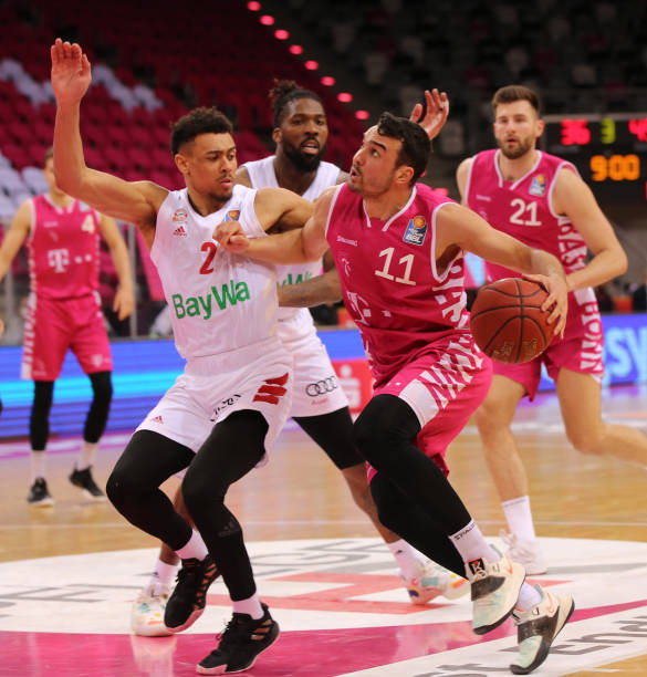 因为他们展 因为他们展