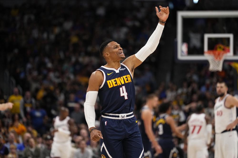 对抗中也屡 对抗中也屡